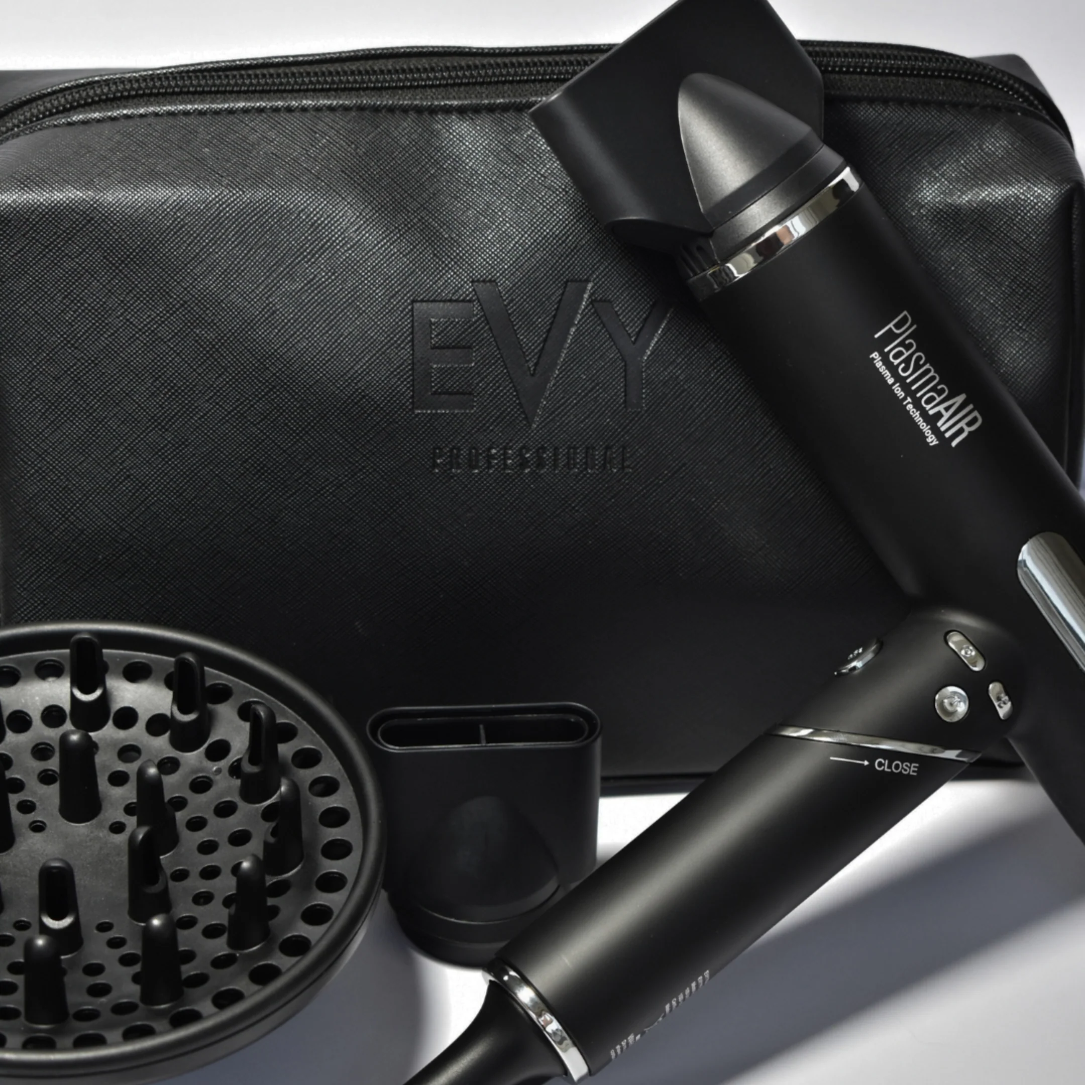 Evy PlasmaAir Dual Voltage Dryer with Carry Bag, 2 Nozzles, and Diffuser - Image 2